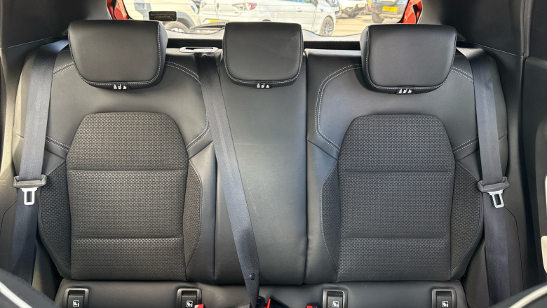 Renault Clio 1.0 TCe 100 S Edition 5dr Petrol Hatchback